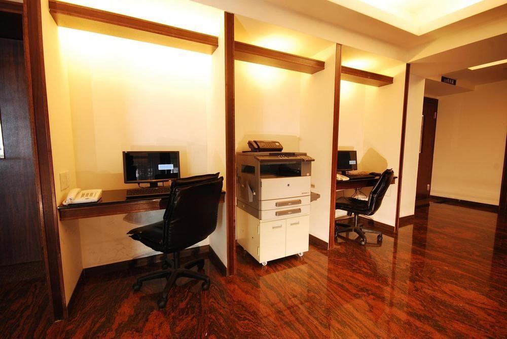 The Enterpriser Hotel Taichung Esterno foto