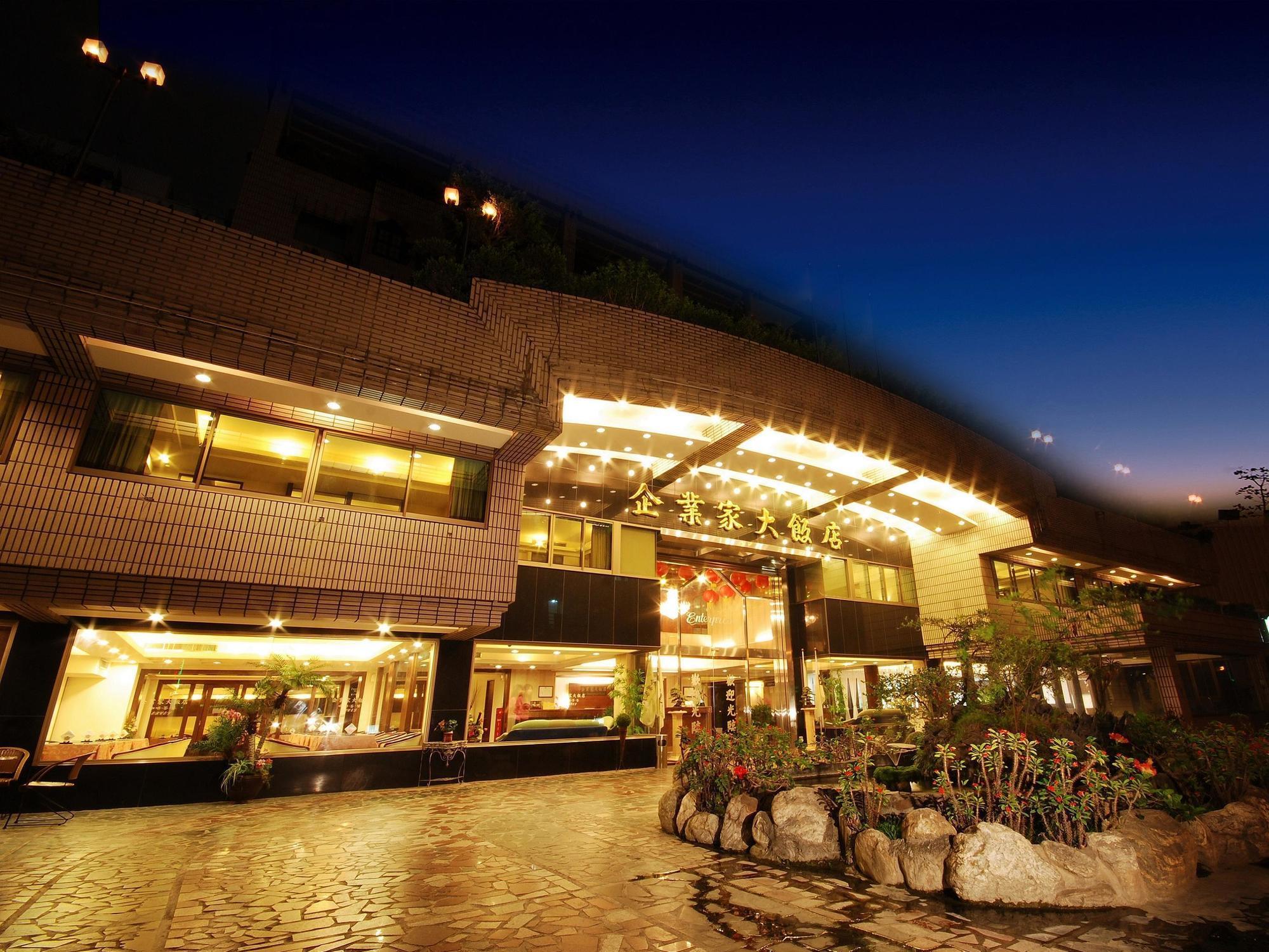 The Enterpriser Hotel Taichung Esterno foto