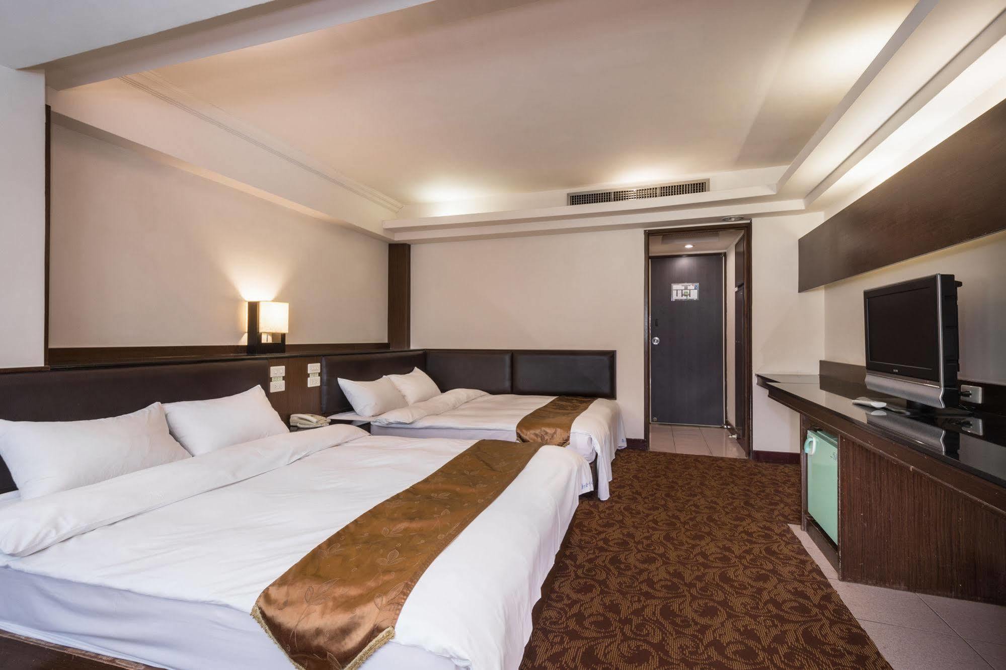 The Enterpriser Hotel Taichung Esterno foto