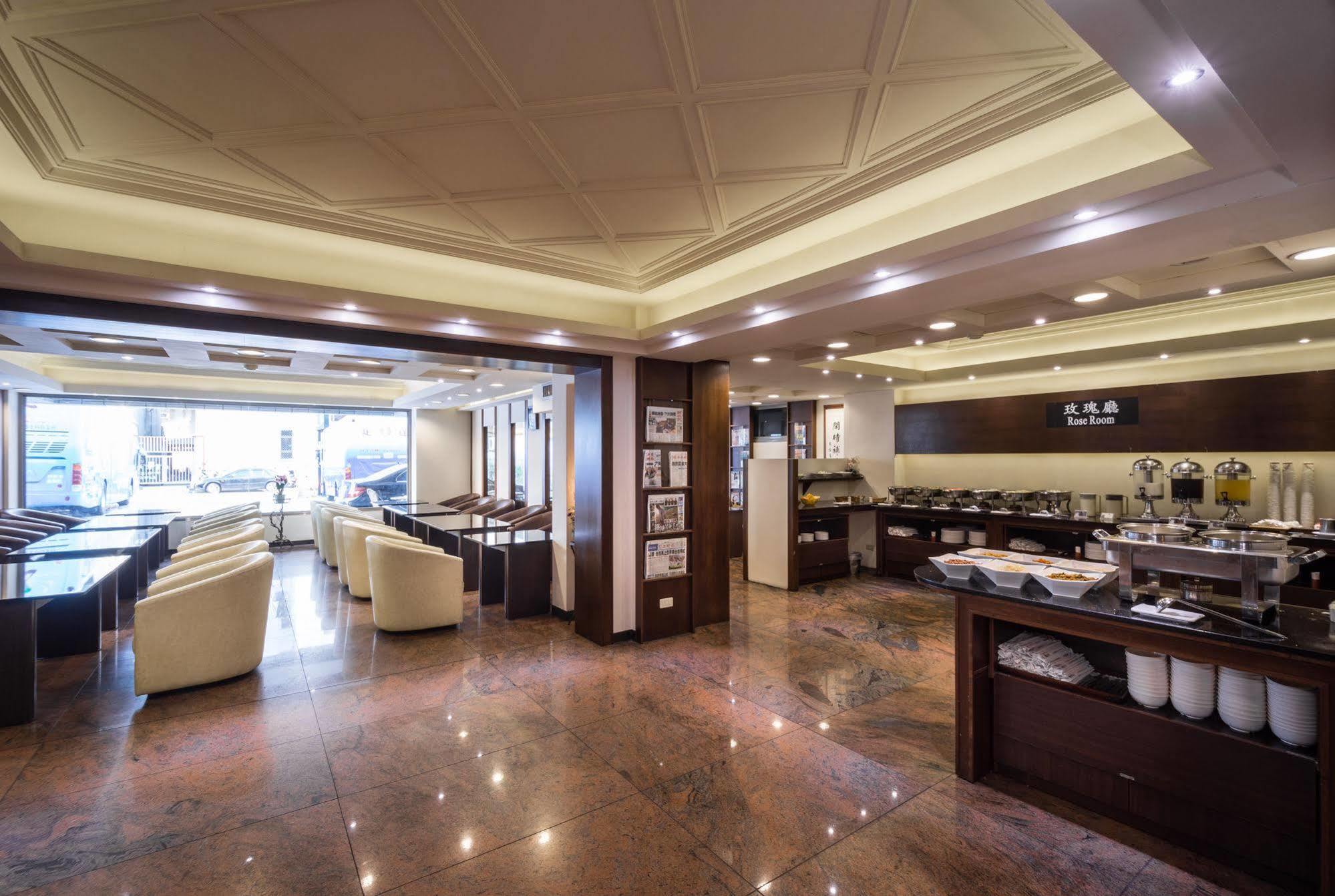 The Enterpriser Hotel Taichung Esterno foto